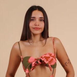 NWT Lexbreezy top…